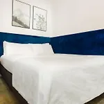 Limehome Calcada Do Cardeal 4* Lissabon