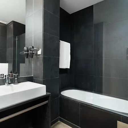 Aparthotel Limehome Calcada Do Cardeal Lissabon