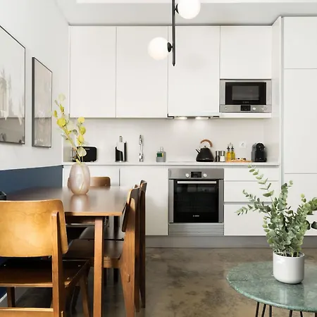 Limehome Calcada Do Cardeal Apartman Lisboa