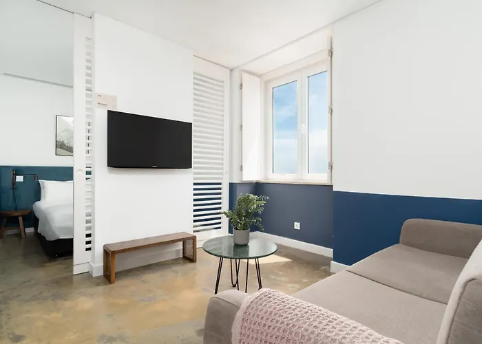 Limehome Calcada Do Cardeal